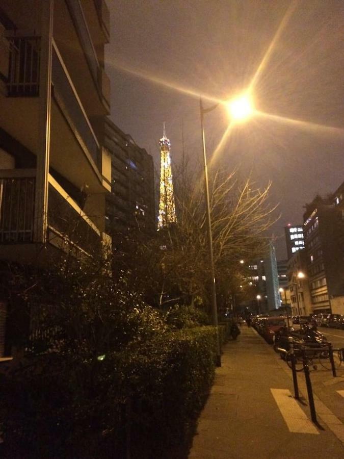 Lovely Flat Champs De Mars Eiffel Paris Eksteriør billede